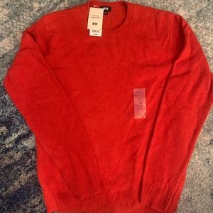 Men’s Uniqlo premium lambs wool sweater - red